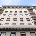 شقة Sempione 102 Excl 2bdr With 2 Balconies Near M5 ميلان